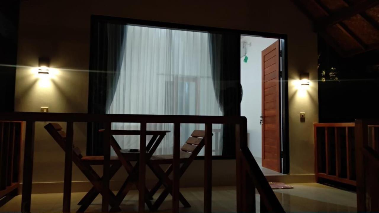 Toyapakeh Vina Bungalow מראה חיצוני תמונה